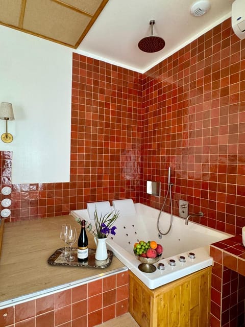 Maison LYO logement Luxe Apartment in Cannes