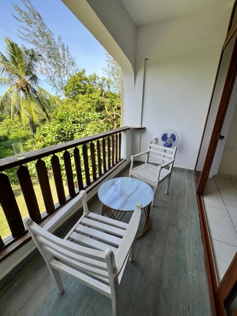 Garden, View (from property/room), Balcony/Terrace