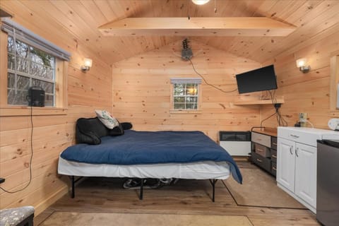 HARRISVILLE Love Shack House in Adirondack Mountains