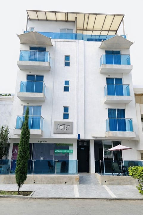 Property building, Facade/entrance