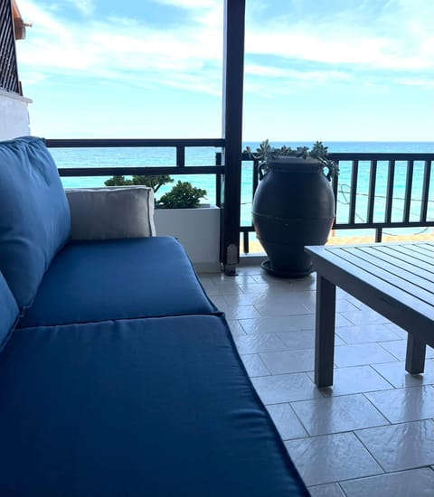 View (from property/room), Balcony/Terrace, Sea view