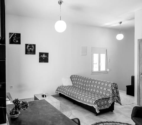 Victoria's Heart House in Thera