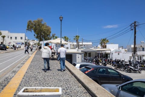 Victoria's Heart House in Thera