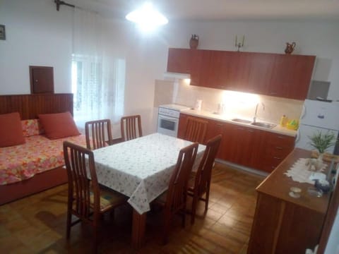 captain Ivo Villa in Dubrovnik-Neretva County