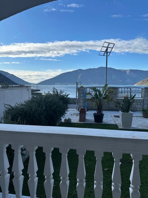 Natural landscape, View (from property/room), Balcony/Terrace, Mountain view, Sea view