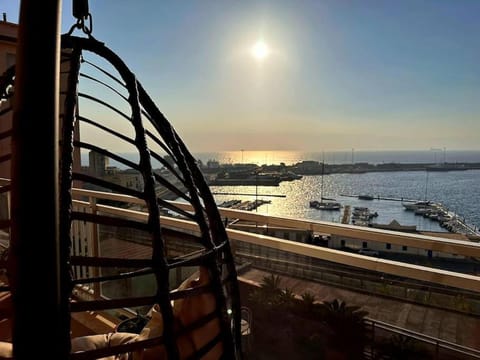 Natural landscape, View (from property/room), Balcony/Terrace, Sea view, Sunset