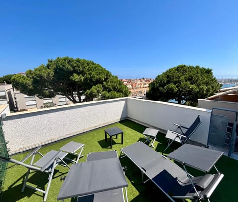 Bird's eye view, Solarium, View (from property/room), Balcony/Terrace, Pool view, sunbed