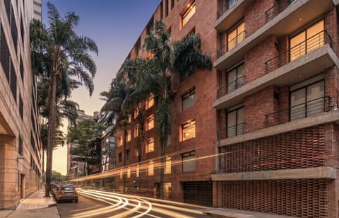 Property building, Day, Neighbourhood, City view, Street view
