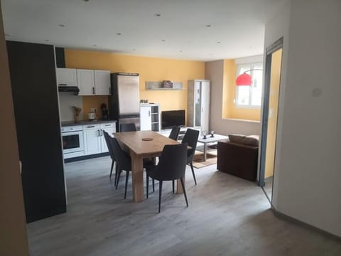 Living room, Dining area, dishwasher, oven, pet friendly, stove, kitchen