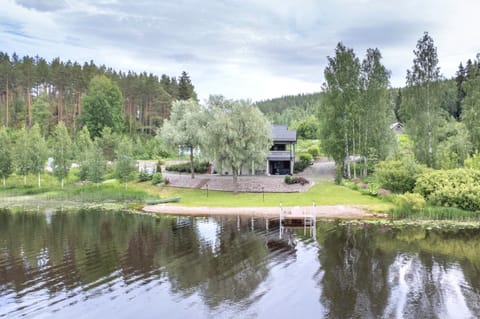 Property building, Natural landscape, Lake view