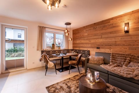 Living room, Seating area, Dining area