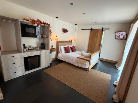 Luxury Courtyard Studio in Llangollen House in Llangollen