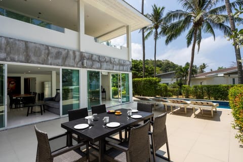 Patio, Garden, Pool view