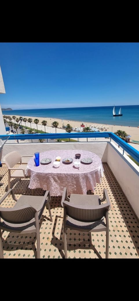 Day, Natural landscape, View (from property/room), Balcony/Terrace, Seating area, Beach, Sea view
