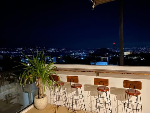 Night, View (from property/room), Balcony/Terrace, Seating area, City view