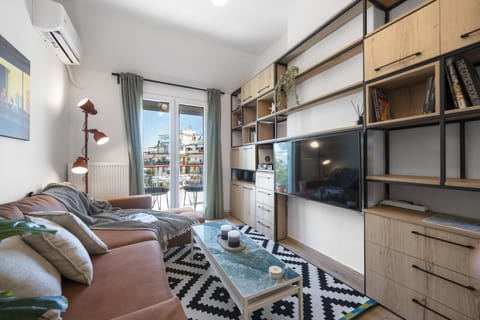 Living room, Seating area, air conditioner