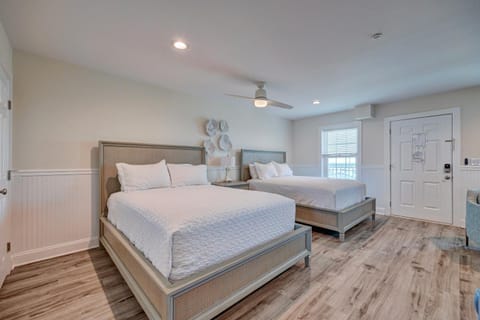 Bedroom, furniture