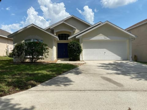 The Poolview Villa at Southern Dunes House in Haines City
