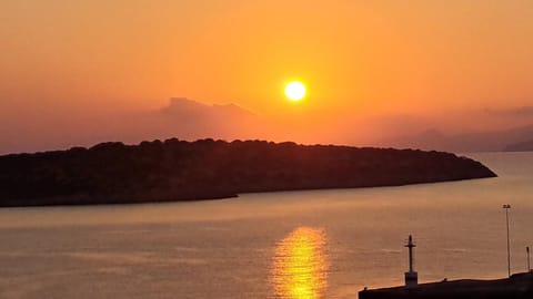 Sea view Uno apartment 2 Apartment in Akti Koundourou