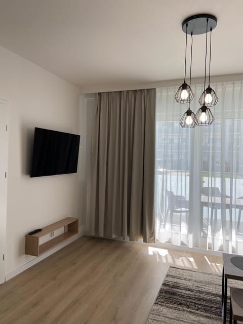 Communal lounge/ TV room, TV and multimedia, Living room, Seating area