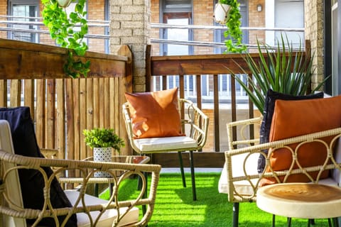 Balcony/Terrace, Seating area