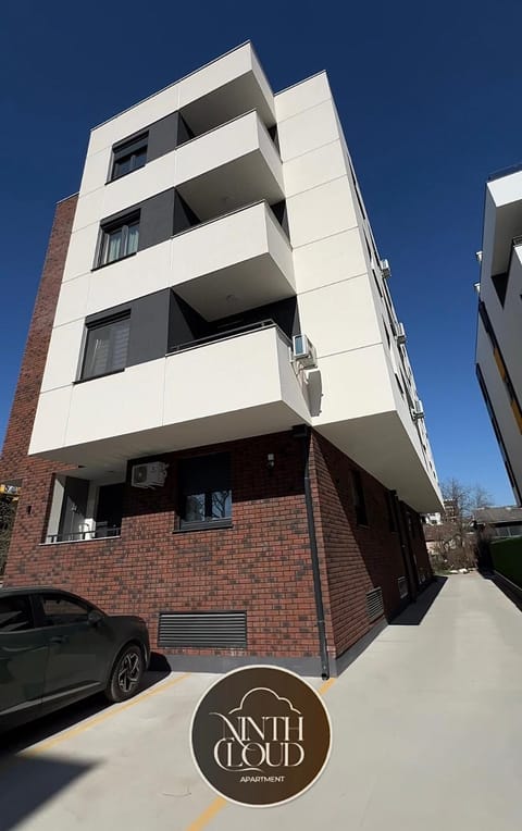 Ninth Cloud Apartman Apartment in Novi Sad
