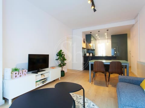 TV and multimedia, Kitchen or kitchenette, Living room, Seating area, Dining area, Evening entertainment