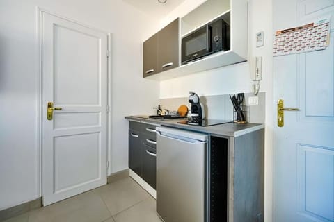 Welcome to Studio Océane Apartment in Île-de-France