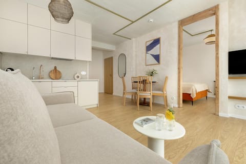 Kitchen or kitchenette, Living room, Dining area