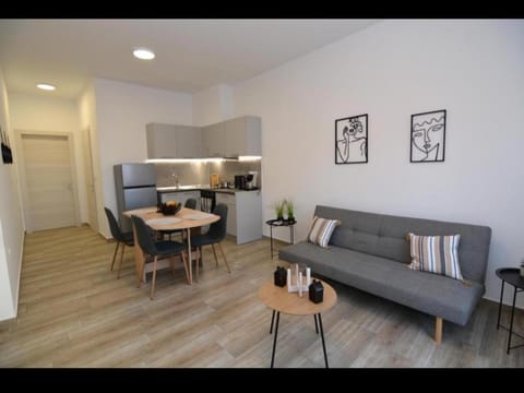 Urban Oasis Apartment in Kavala