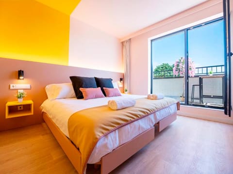 Bed, Balcony/Terrace