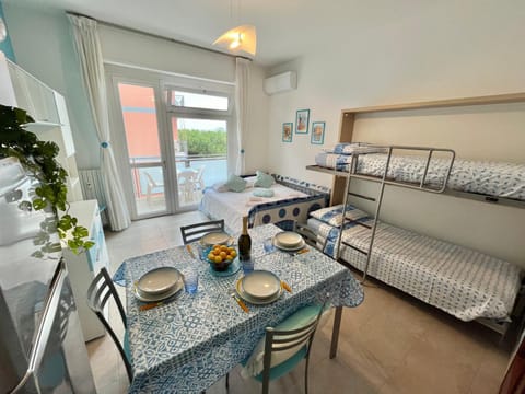 Spiaggia a 400m e AC, Brezza di Mare Apartment in Albenga