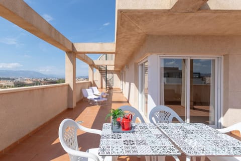 Ático Malaga Teatinos Apartment in Malaga