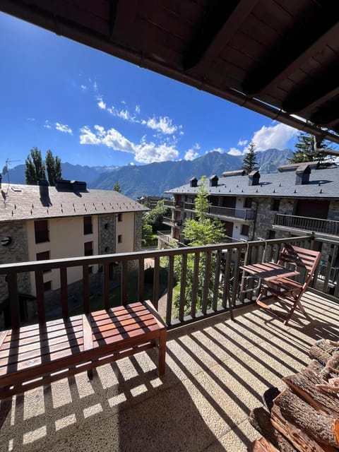 Patio, Natural landscape, View (from property/room), Balcony/Terrace, Mountain view