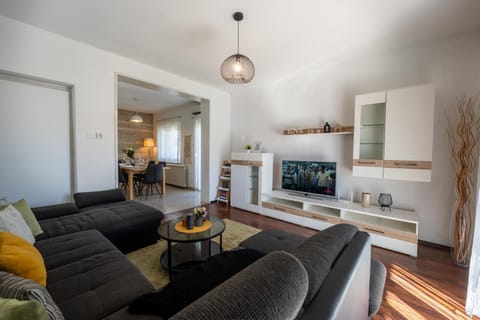 House Sarađen Apartment in Zadar