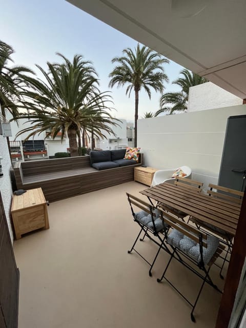 Balcony/Terrace, Dining area