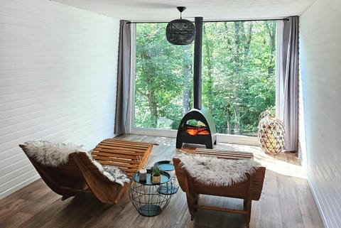 View (from property/room), Garden view, fireplace, sunbed
