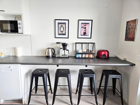 Moderni yksiö, parveke, parkki, palvelut Apartment in Finland