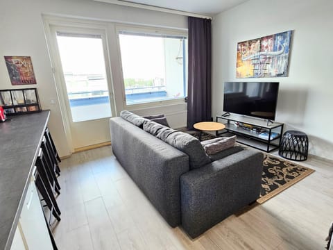 Moderni yksiö, parveke, parkki, palvelut Apartment in Finland