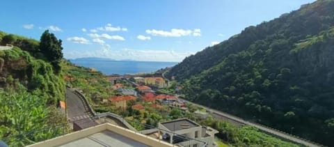 Natural landscape, Balcony/Terrace, Mountain view, Sea view