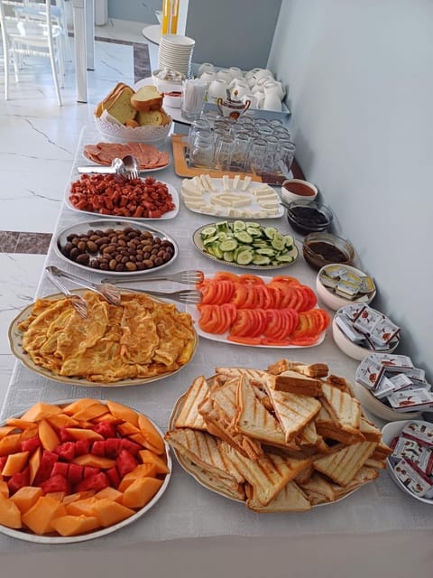Buffet breakfast