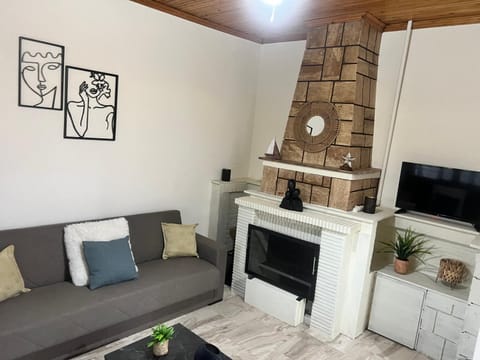 Beach house with garden sleeps 6 House in Pieria, Greece