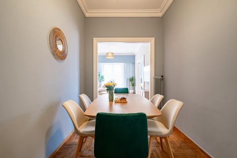 Plaka Historical Center Retreat Apartment in Plaka