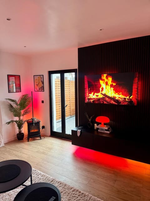 Appartement jacuzzi d'exception - proche Paris Apartment in Drancy