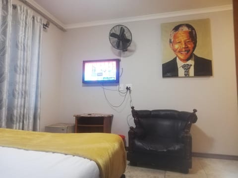 Parow city -Star Legend Lodge Hotel in Cape Town