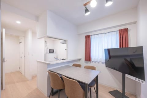 TV and multimedia, Kitchen or kitchenette, Dining area