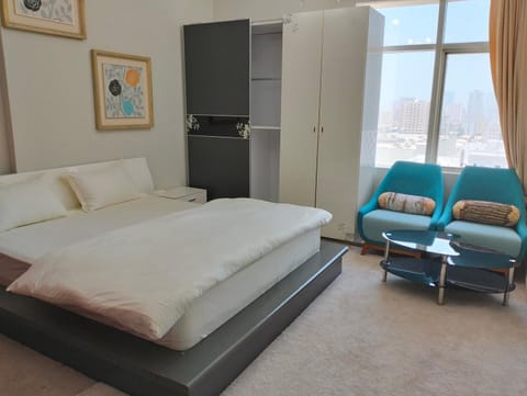 Sea view Luxury Flat 2BHK ,Ajman Apartment in Ajman