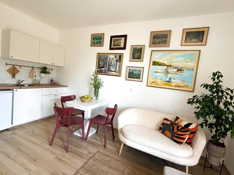 Kitchen or kitchenette, Living room, Dining area