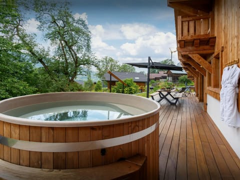 Day, Natural landscape, Summer, Hot Tub, View (from property/room)