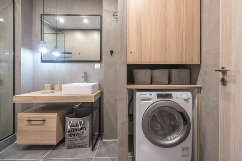 Superior & Spacious Apartment Apartment in Athens